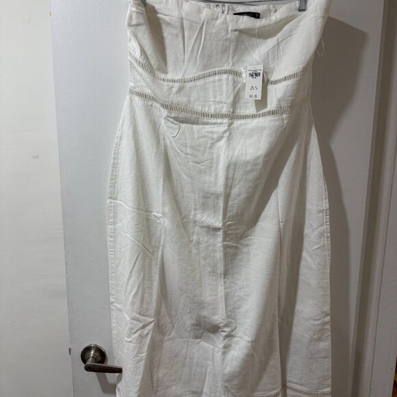 🏷 *NWT* 🤍✨ Abercrombie & Fitch Linen-Blend Strapless Midi Dress ✨🤍 - Picture 6 of 11